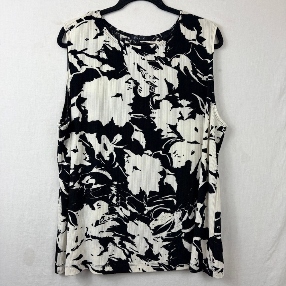 Vikki Vi Black White Abstract Floral Sleeveless Top Sz 2X Ribbed Slinky Knit USA